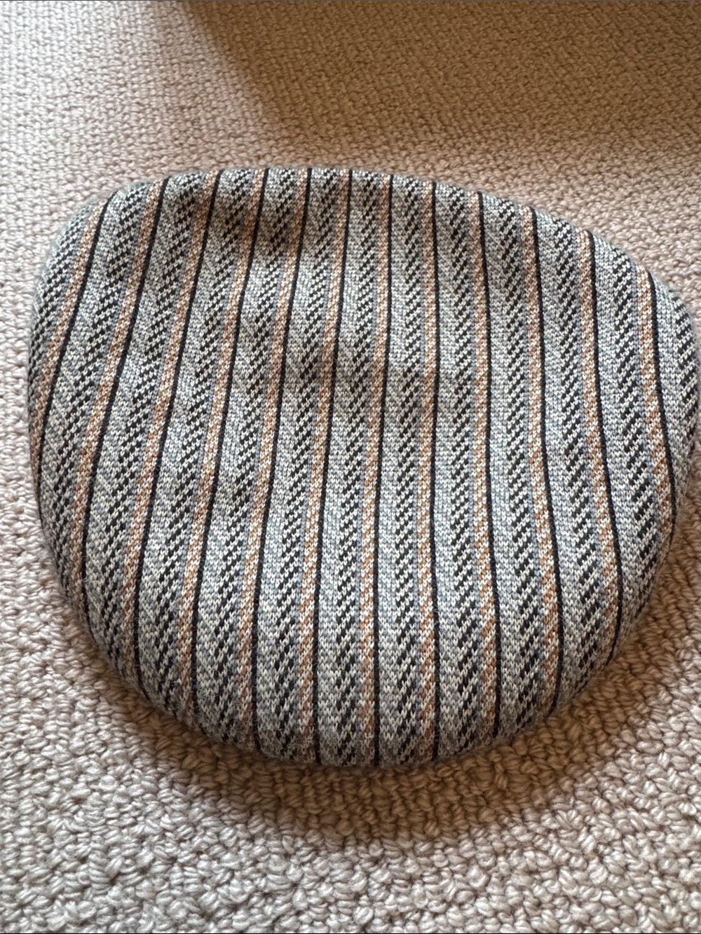 Classic Striped Wool Flat Cap - Gray & Tan